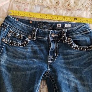 Miss Me jeans 28x31.. straight leg